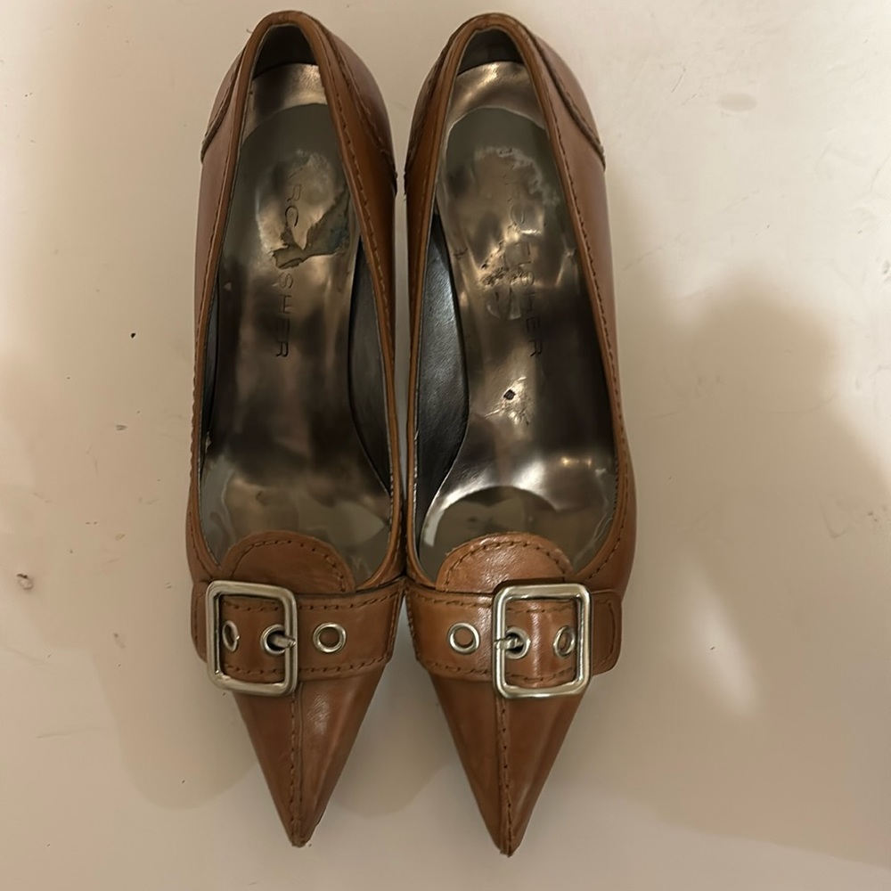 Marc Fisher shoes size 81/5M